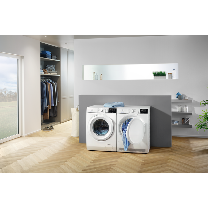 Electrolux - 8 кг. Пералня - EW6F428W