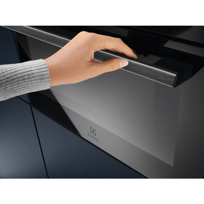 Electrolux - Мултифункционална фурна - LVL9E2XZ