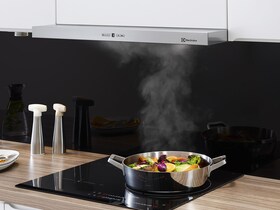 Плот за готвене Electrolux и абсорбатор Electrolux